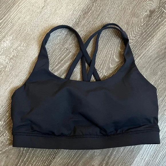 Lululemon Athletica - Picture 5 of 11